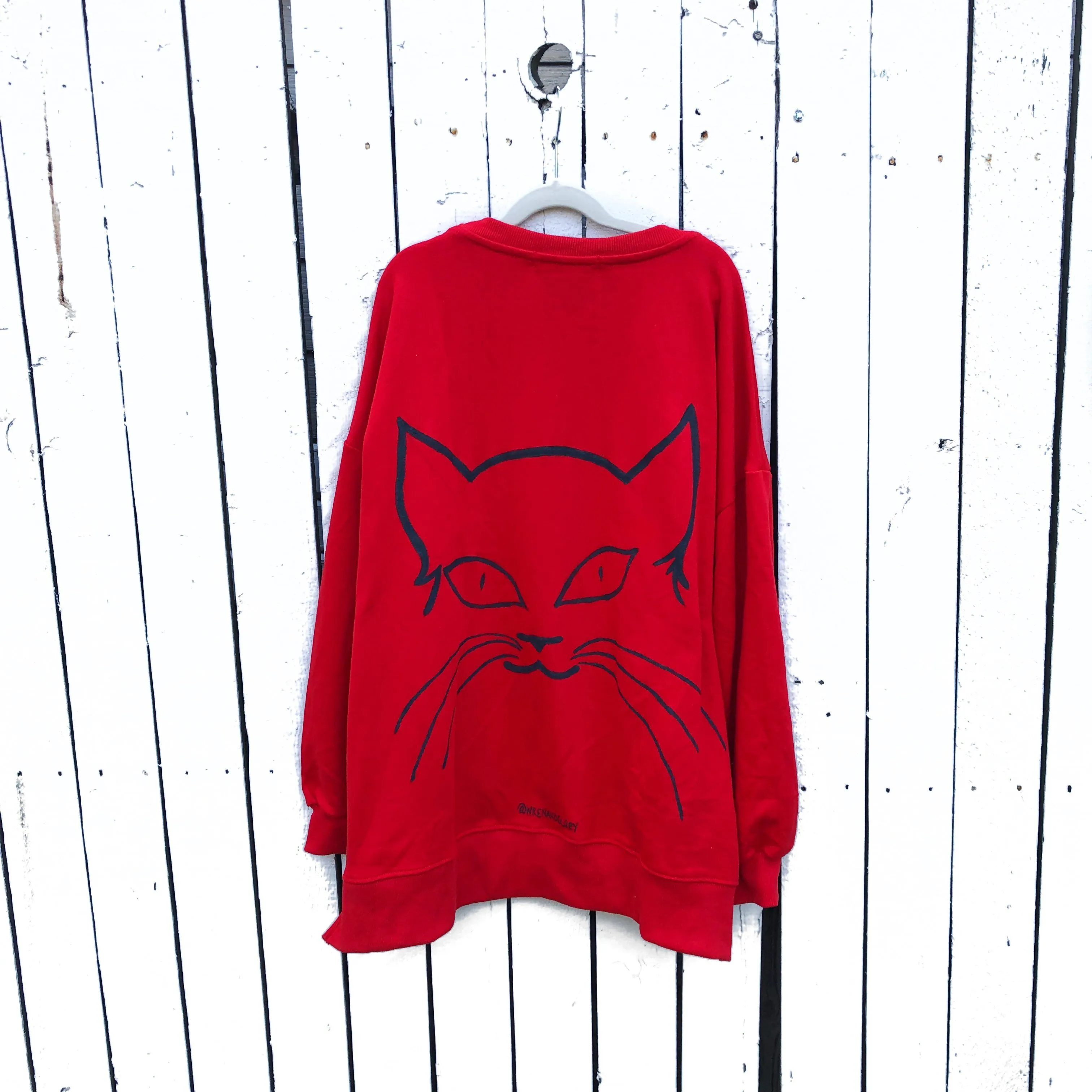 'IM A CAT' SWEATSHIRT