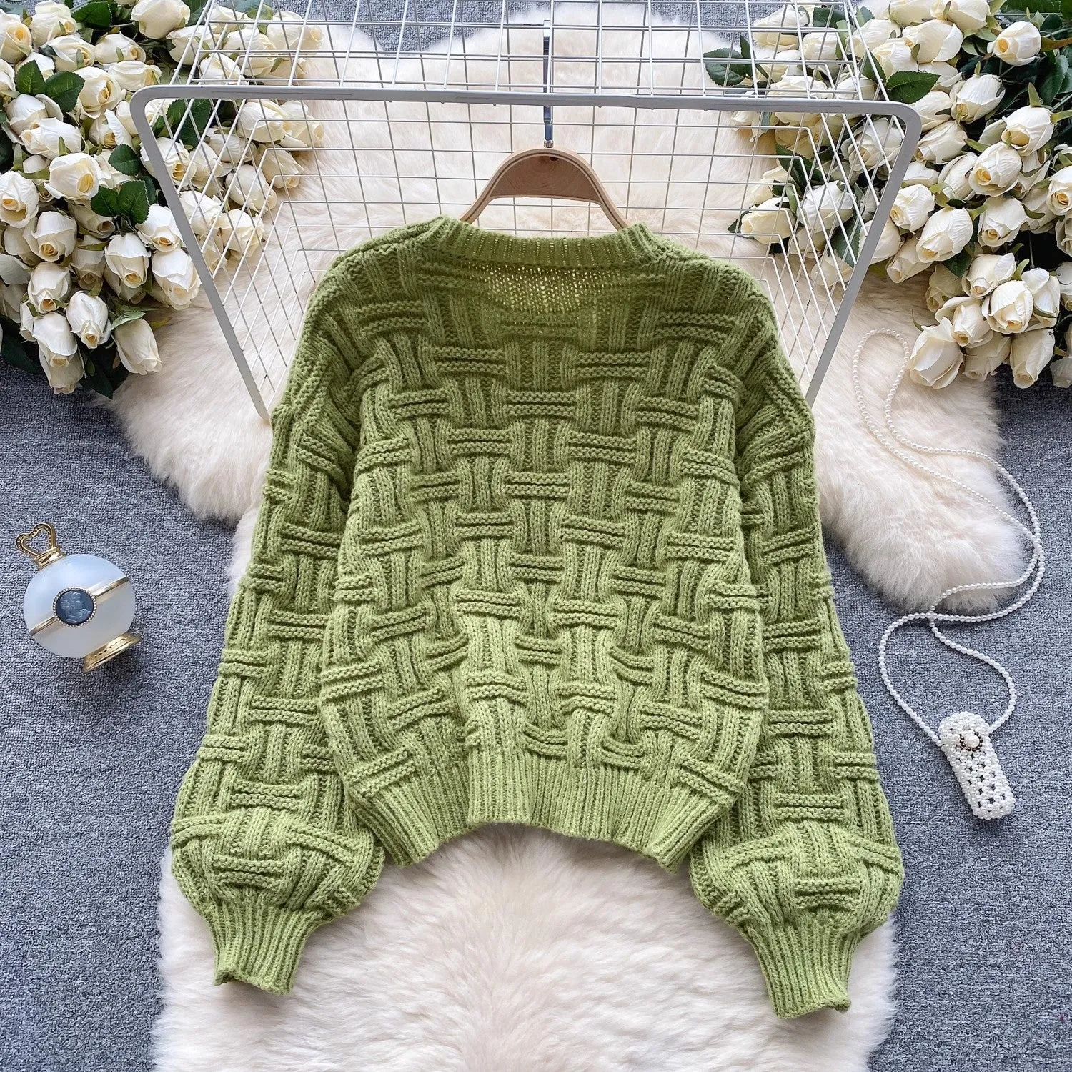 sweater for women casual fashionable round neck knitted top     S4541