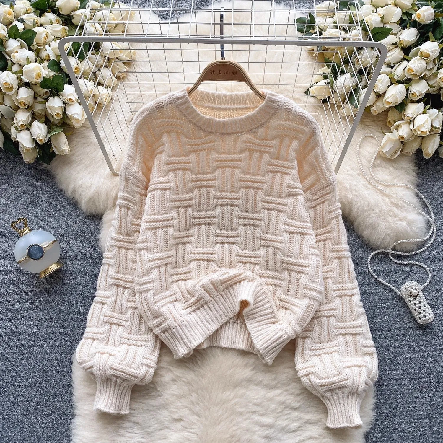 sweater for women casual fashionable round neck knitted top     S4541