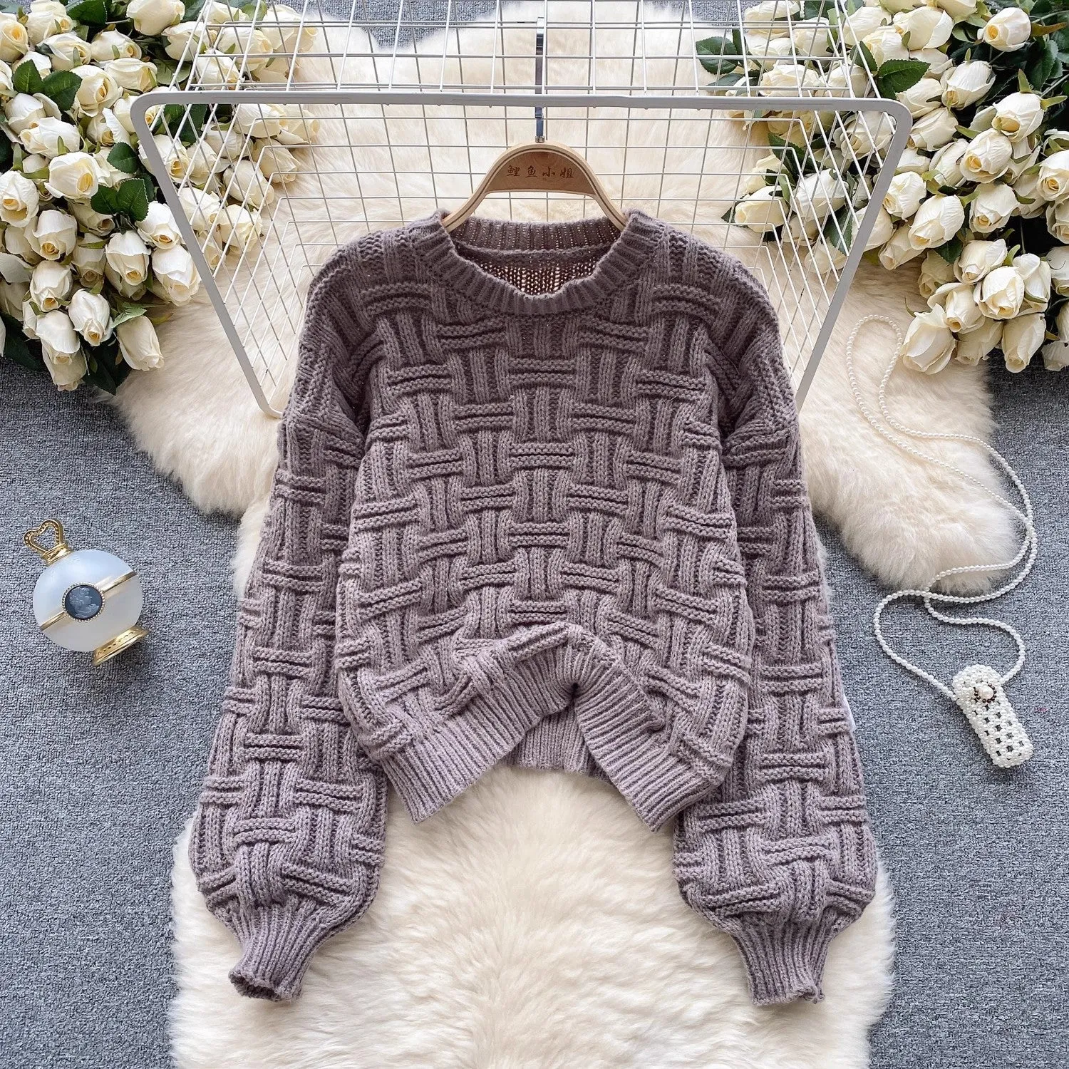 sweater for women casual fashionable round neck knitted top     S4541